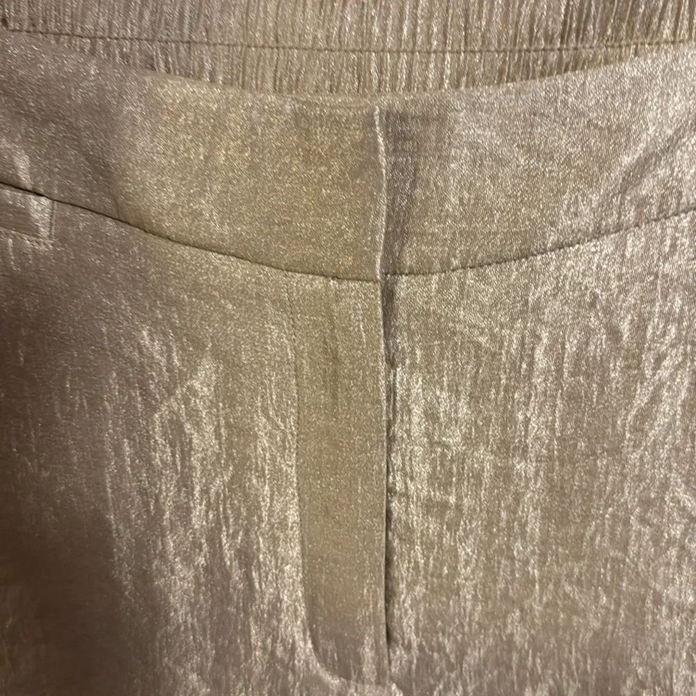 Chico’s travelers gold pants - size 2.5 - Picture 2 of 6